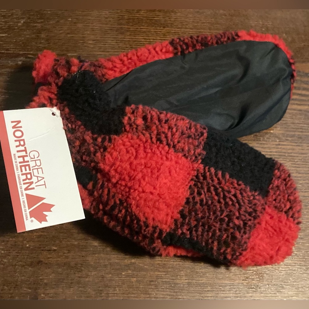 Buffalo Plaid Sherpa Ladies Mittens- NWT - Picture 4 of 4